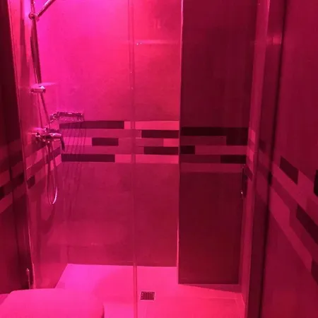 Cavour 19 - Dependance 3*